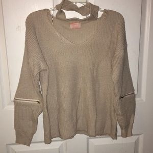 Choker v neck tan sweater